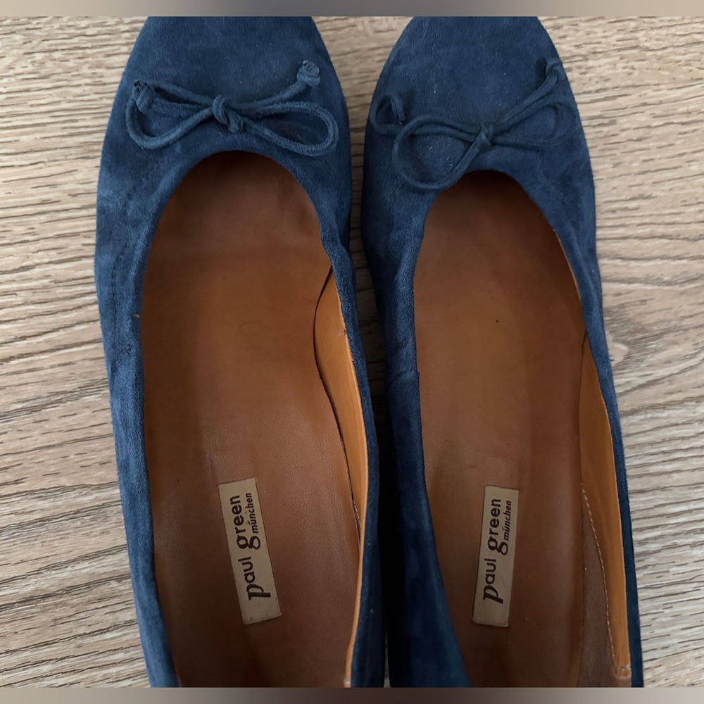 Blue suede Paul Green shoes - size 8